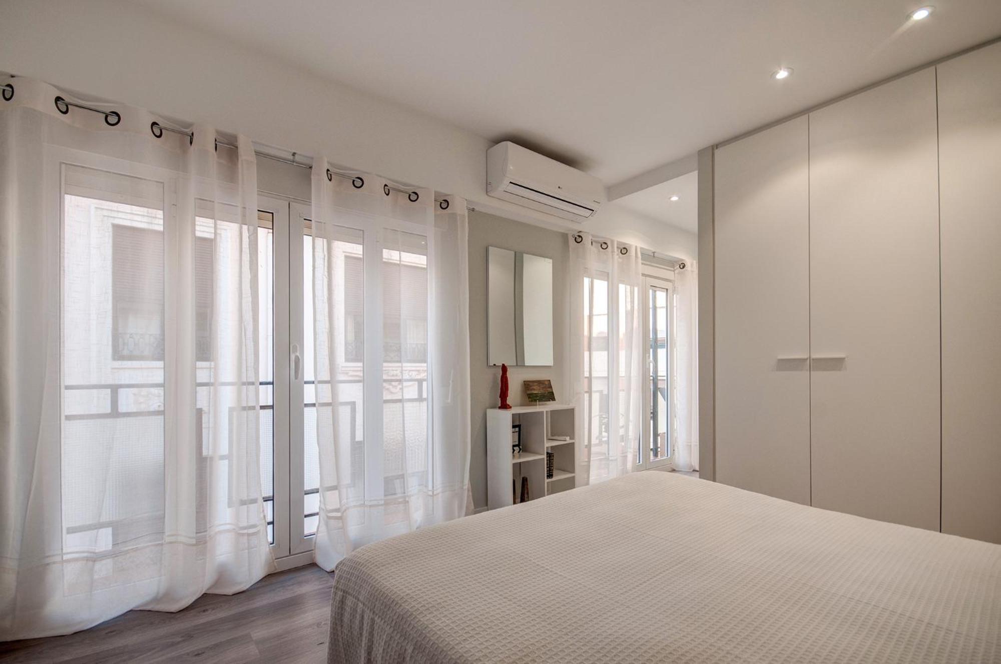 Beds & Breaks Casals Apartment Valencia Exterior photo